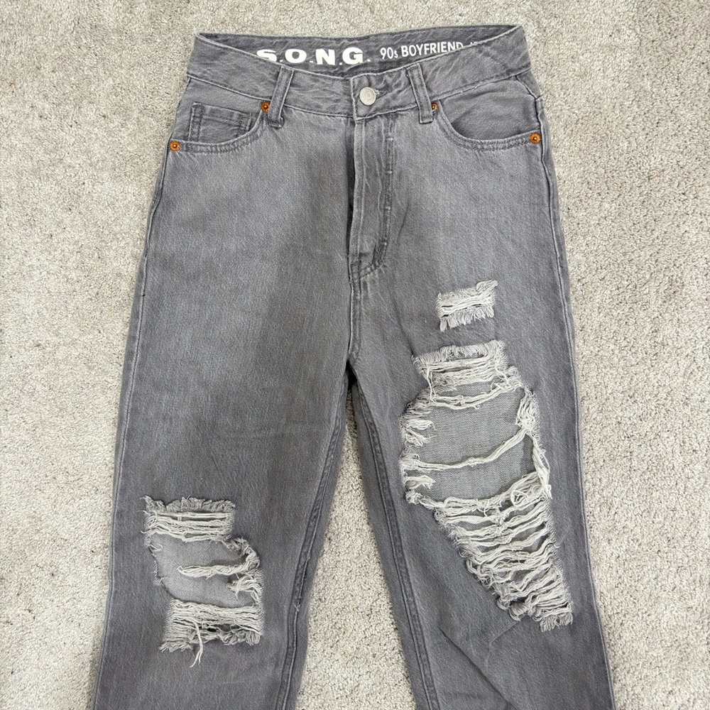 American Eagle 90s Boyfriend Jeans